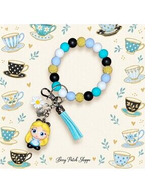 Disney's Doorables Alice in Wonderland Purse Tote Charm Keychain Bracelet